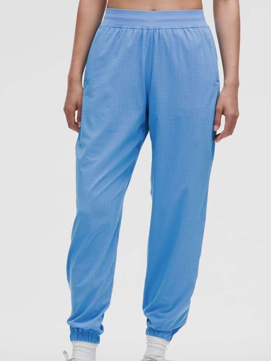 lululemon athletica Pants - Lululemon Pool Party Blue Adapted State Perforated HR Joggers Size 6 NWT